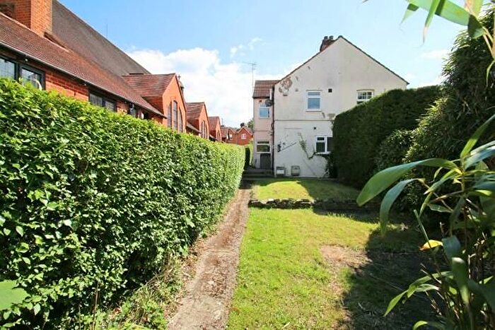 1 Bedroom Flat To Rent In Connaught Road, Woking, GU24