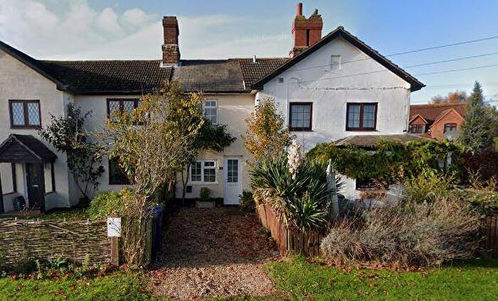 1 Bedroom Cottage For Sale In Potton Road, The Heath, Gamlingay, Sandy, Bedfordshire, SG19