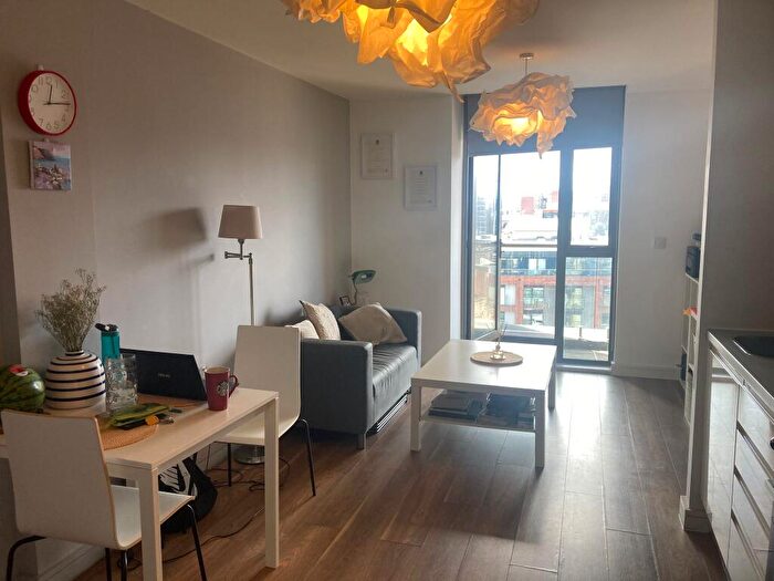 1 Bedroom Flat To Rent In Block D Wolstenholme Square, Parr St, Liverpool, L1