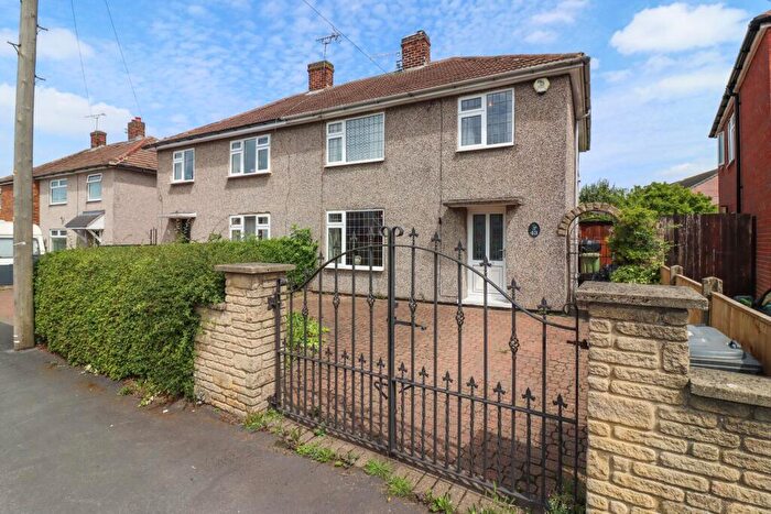 3 Bedroom Semi-Detached House For Sale In Kingsley Crescent, Stonebroom, Alfreton, DE55