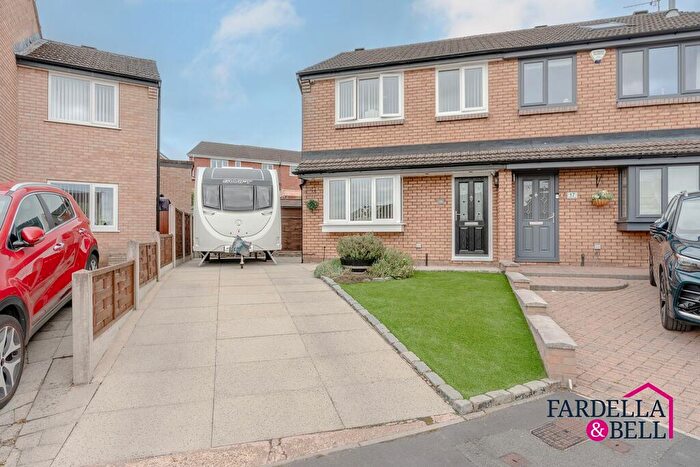 3 Bedroom Semi-Detached House For Sale In Poplar Close, Rishton, BB1