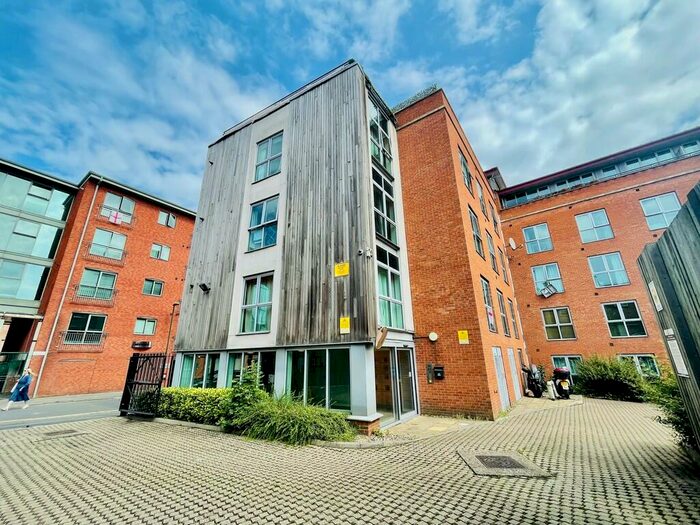2 Bedroom Apartment To Rent In Portland Square, Raleigh Street, NG7