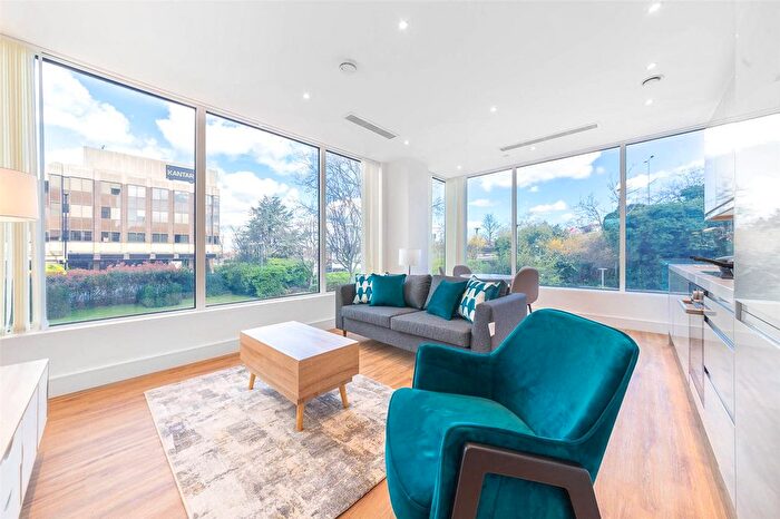 2 Bedroom Flat To Rent In West Gate, London, W5