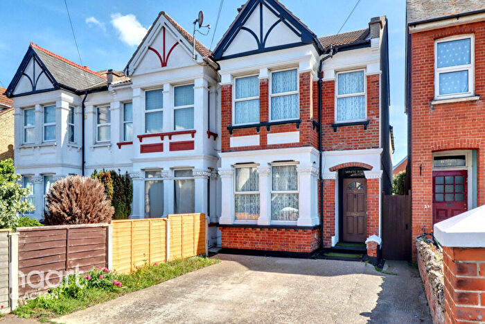 3 Bedroom Semi-Detached House For Sale In Ellis Road, Clacton-On-Sea, CO15