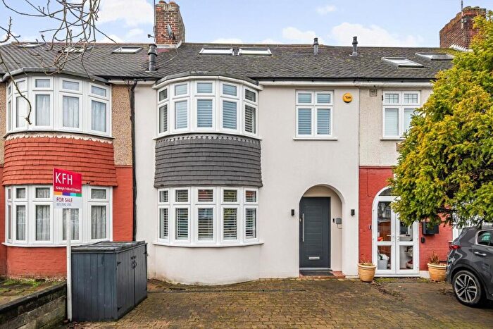 4 Bedroom Terraced House For Sale In Queen Mary Avenue, Raynes Park, London, SM4