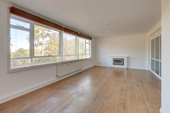 2 Bedroom Flat To Rent In Sydenham Rise, Forest Hill, SE23