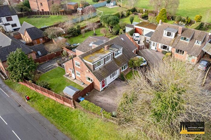 3 Bedroom Semi-Detached Bungalow For Sale In Leicester Road, Shilton, Coventry *Master En-Suite*, CV7