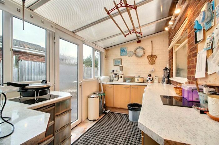 3 Bedroom Bungalow For Sale In Kingswood Close, Brooke, Norwich, Norfolk, NR15