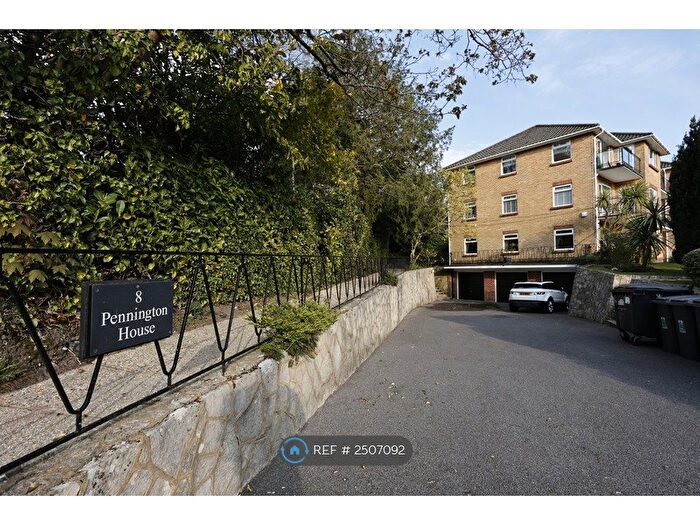 3 Bedroom Flat To Rent In Grosvenor Road, Bournemouth, BH4