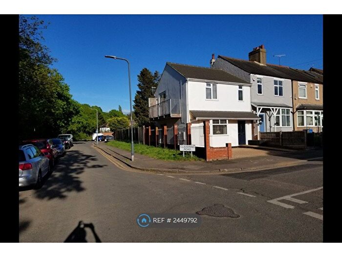 1 Bedroom Detached House To Rent In Clavering Road, London, E12
