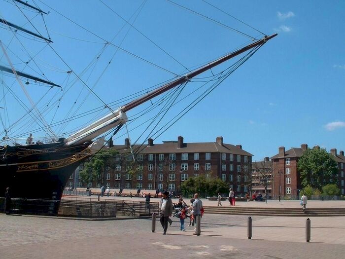 2 Bedroom Flat To Rent In Rockfield House, Welland Street, Cutty Sark, Black Heath, Greenwich, London, SE10