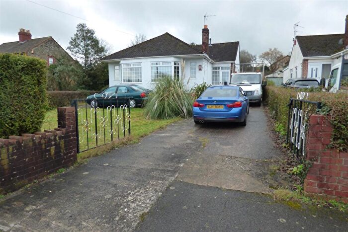 2 Bedroom Detached Bungalow To Rent In Badminton Road, Coalpit Heath, BS36