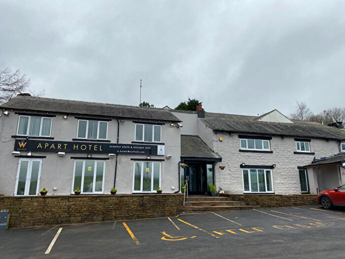 1 Bedroom Flat To Rent In Rochdale Road, Densahw, Oldham, Lancashire, OL3
