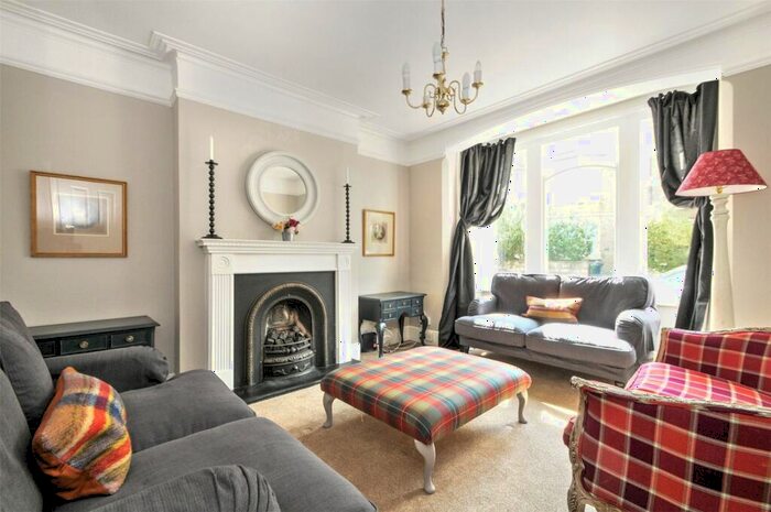 6 Bedroom Terraced House To Rent In Aston Street, Oxford, OX4