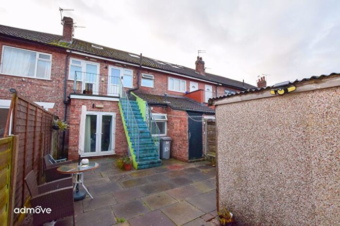 1 Bedroom Flat To Rent In Arderne Road, Timperley, WA15