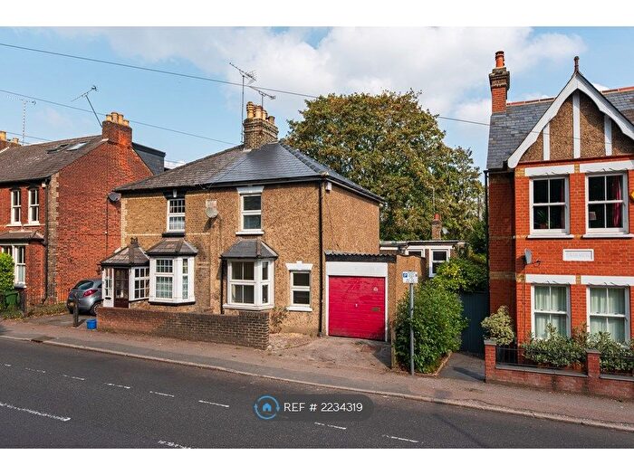 1 Bedroom Flat To Rent In Ingrave Road, Brentwood, CM15