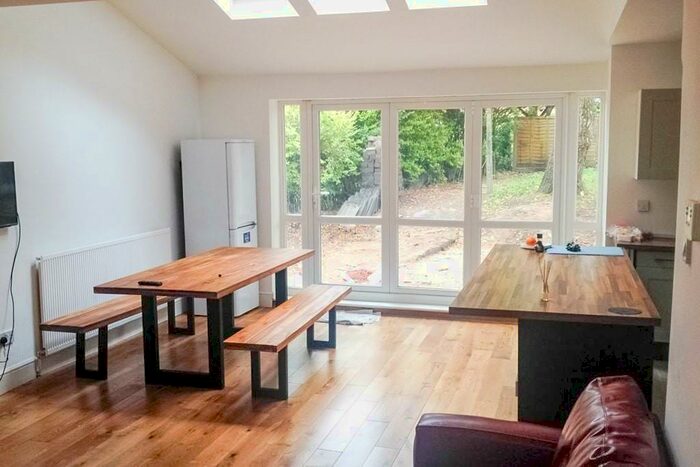 9 Bedroom Terraced House To Rent In Bristol Road - Semi-ensuite Student Property, B29