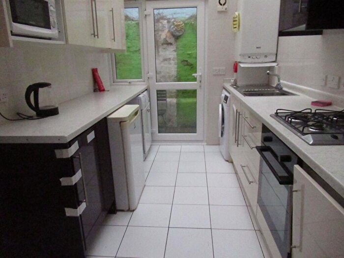 3 Bedroom House To Rent In Hoopern Street, Exeter, EX4