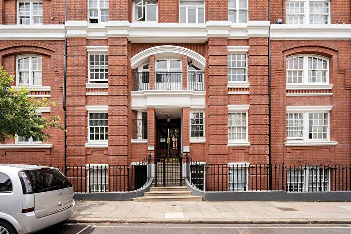 1 Bedroom Flat To Rent In Queen Alexandra Mansions, Tonbridge Street, Bloomsbury, WC1H