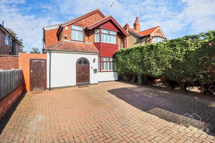 5 Bedroom Detached House To Rent In Pirton Road, Hitchin, SG5