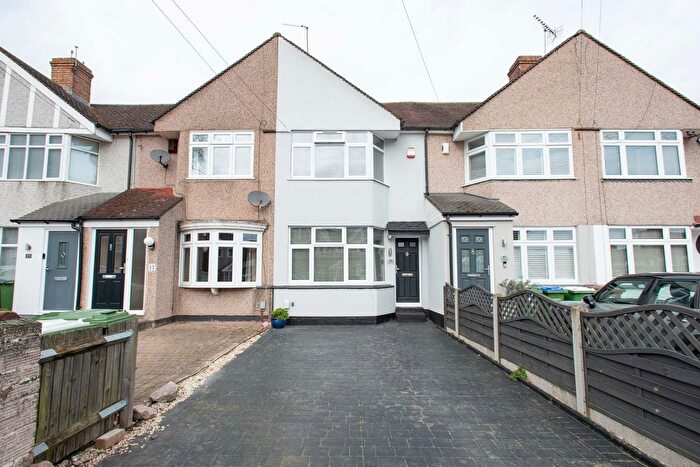 2 Bedroom Terraced House For Sale In Portland Avenue, Sidcup, DA15