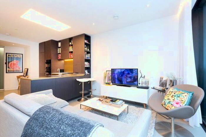 1 Bedroom Flat To Rent In Gasholders Building, Lewis Cubitt Square, Kings Cross, London, N1C