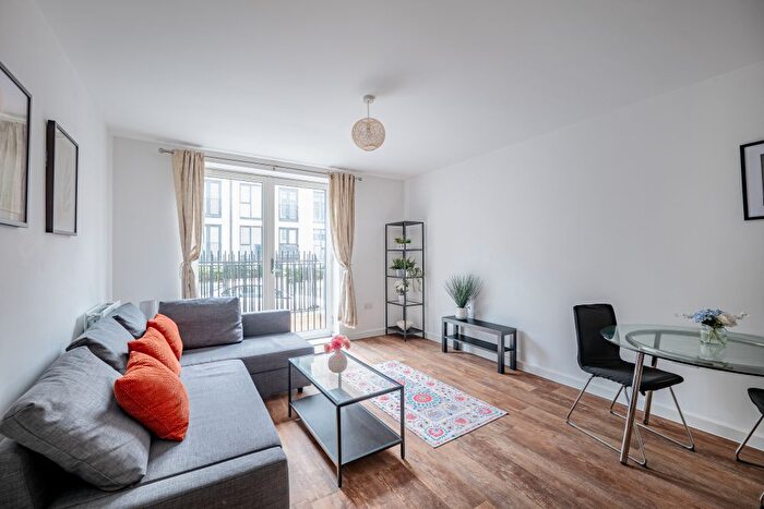 1 Bedroom Flat To Rent In Beatrice House, Stothert Avenue, Camerton, Bath, BA2