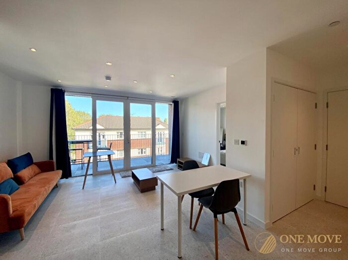 1 Bedroom Apartment To Rent In Georgette Apartments, The Silk District, E1