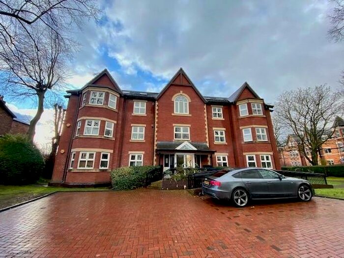 2 Bedroom Flat To Rent In Nicholas Court, Barlow Moor Road, West Didsbury, M20