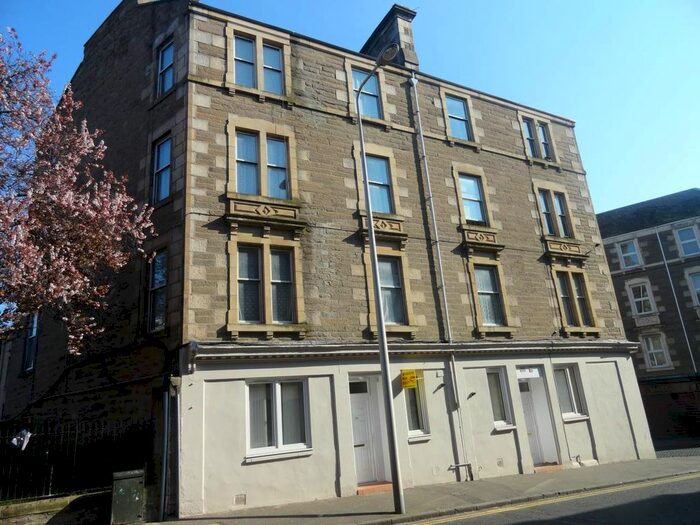 2 Bedroom Flat To Rent In Blackness Road, Dundee, DD1