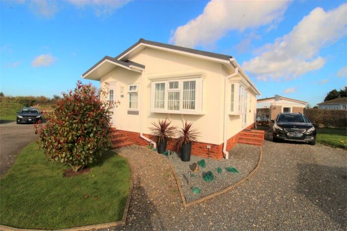 2 Bedroom Park Home For Sale In Frost Farm, Frost Lane, St Nicholas At Wade, Birchington, CT7