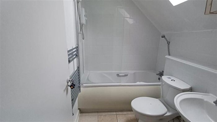 1 Bedroom Flat For Sale In Harrow Road, Wembley, HA0