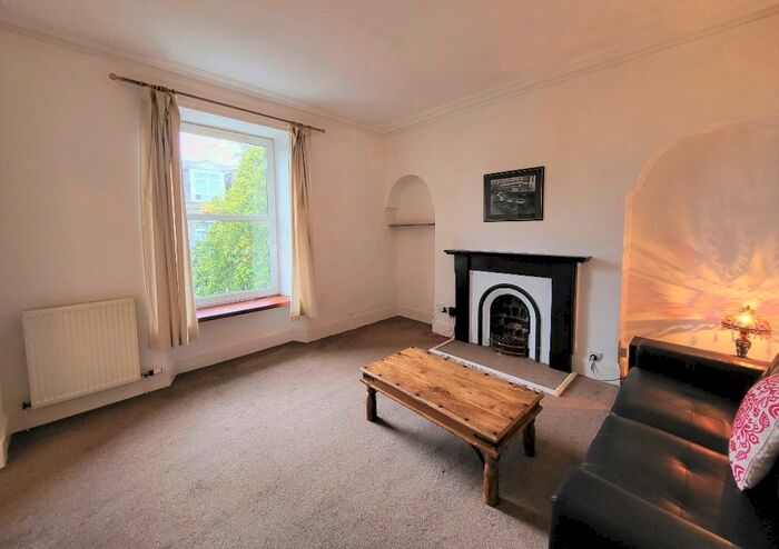 1 Bedroom Flat To Rent In Walker Road, Torry, Aberdeen, AB11