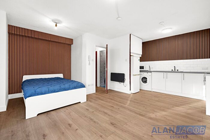 1 Bedroom Studio For Sale In York Close, Becton, E6