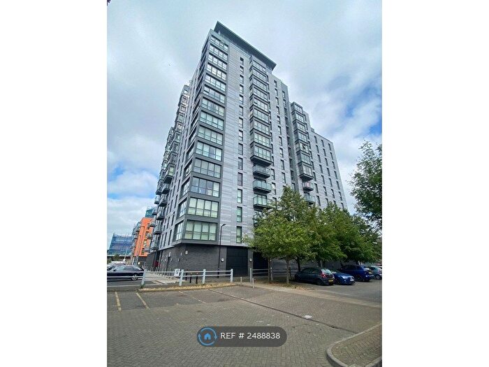 1 Bedroom Flat To Rent In Railway Terrace, Slough, SL2