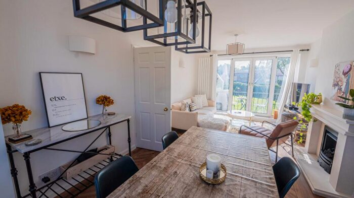 2 Bedroom Town House To Rent In Draxford Court, Parkway, Wilmslow, SK9