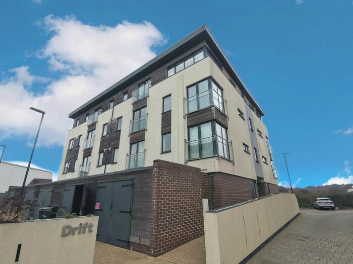 1 Bedroom Flat To Rent In Fishermans Beach, Hythe, CT21