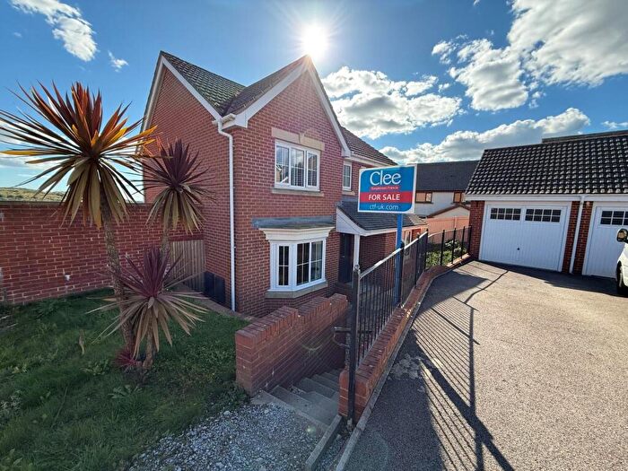 3 Bedroom Detached House For Sale In Crymlyn Parc, Neath, Neath Port Talbot., SA10