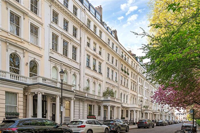 2 Bedroom Flat For Sale In Cornwall Gardens, London, SW7