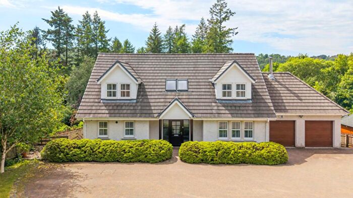 3 Bedroom Detached House For Sale In Glasgow Road, Blanefield, Glasgow, G63