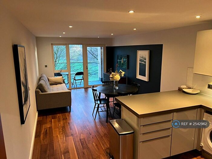 2 Bedroom Flat To Rent In St. David's Apartments, London, N7