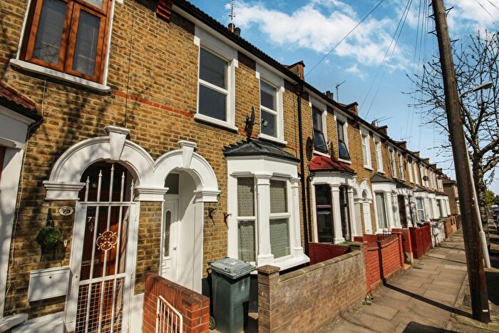 2 Bedroom Property To Rent In Humberstone Road, London, E13