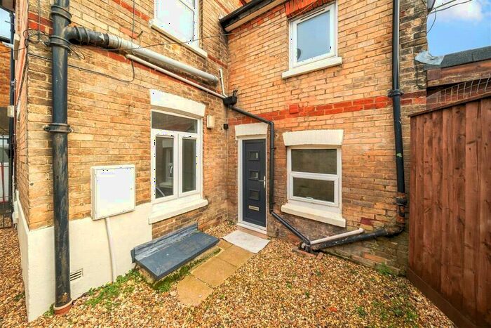 3 Bedroom Maisonette To Rent In Ashley Road, Bournemouth, BH1