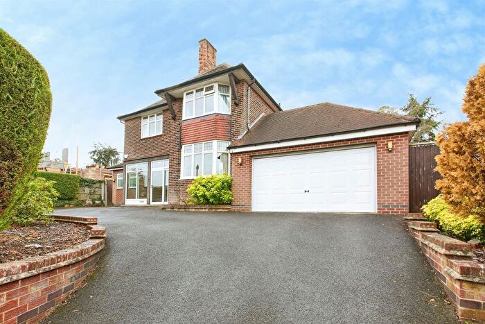 4 Bedroom Detached House For Sale In Louvain Road, Derby, DE23