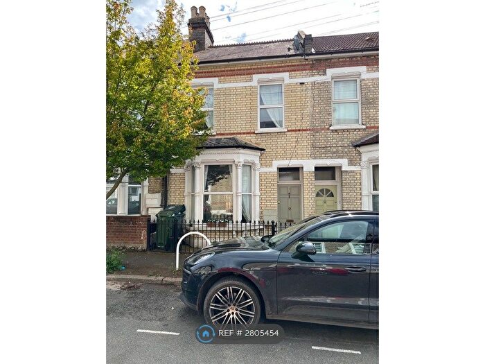 3 Bedroom Terraced House To Rent In Sulina Road, London, SW2