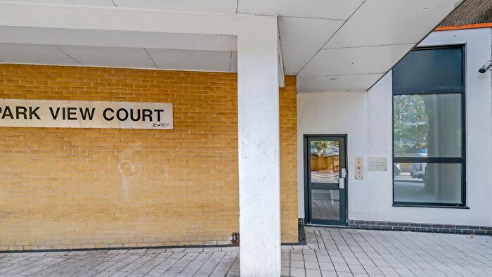 1 Bedroom Flat For Sale In Park View Court, London, E3