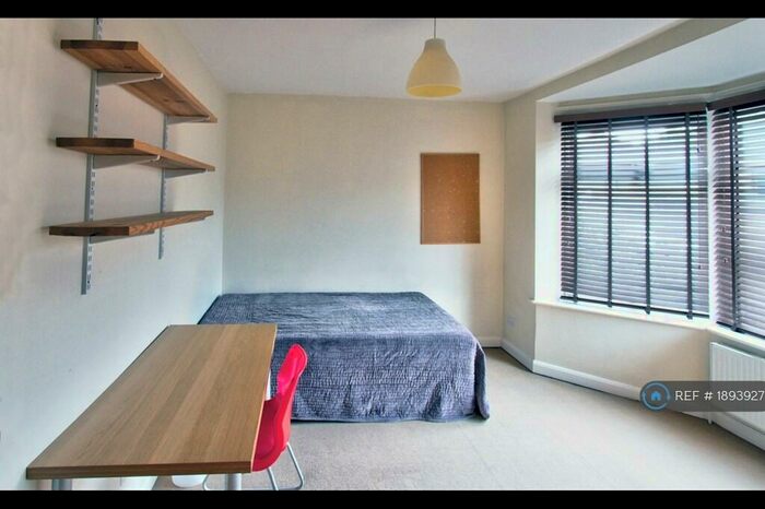 4 Bedroom Flat To Rent In Upper Shaftesbury Avenue, Southampton, SO17