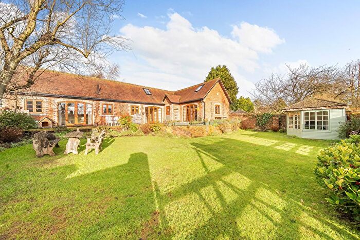 5 Bedroom Detached House To Rent In Halls Hole Road, Mousden Farm Halls Hole Road, TN2