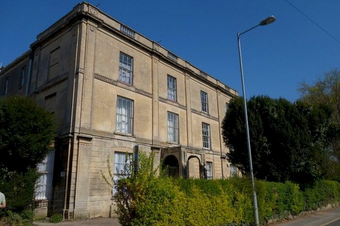 Studio To Rent In Polebarn Gardens, Polebarn Road, Trowbridge BA14