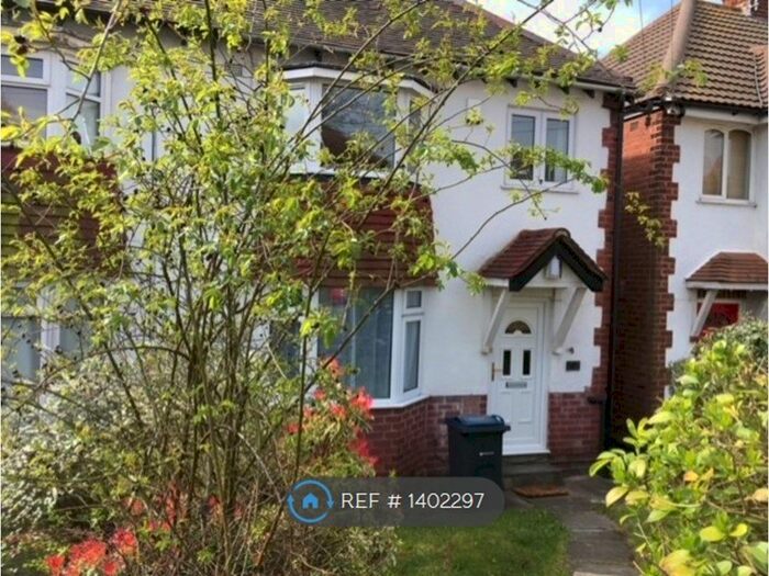 3 Bedroom Semi-Detached House To Rent In Woodleigh Avenue, Birmingham, B17